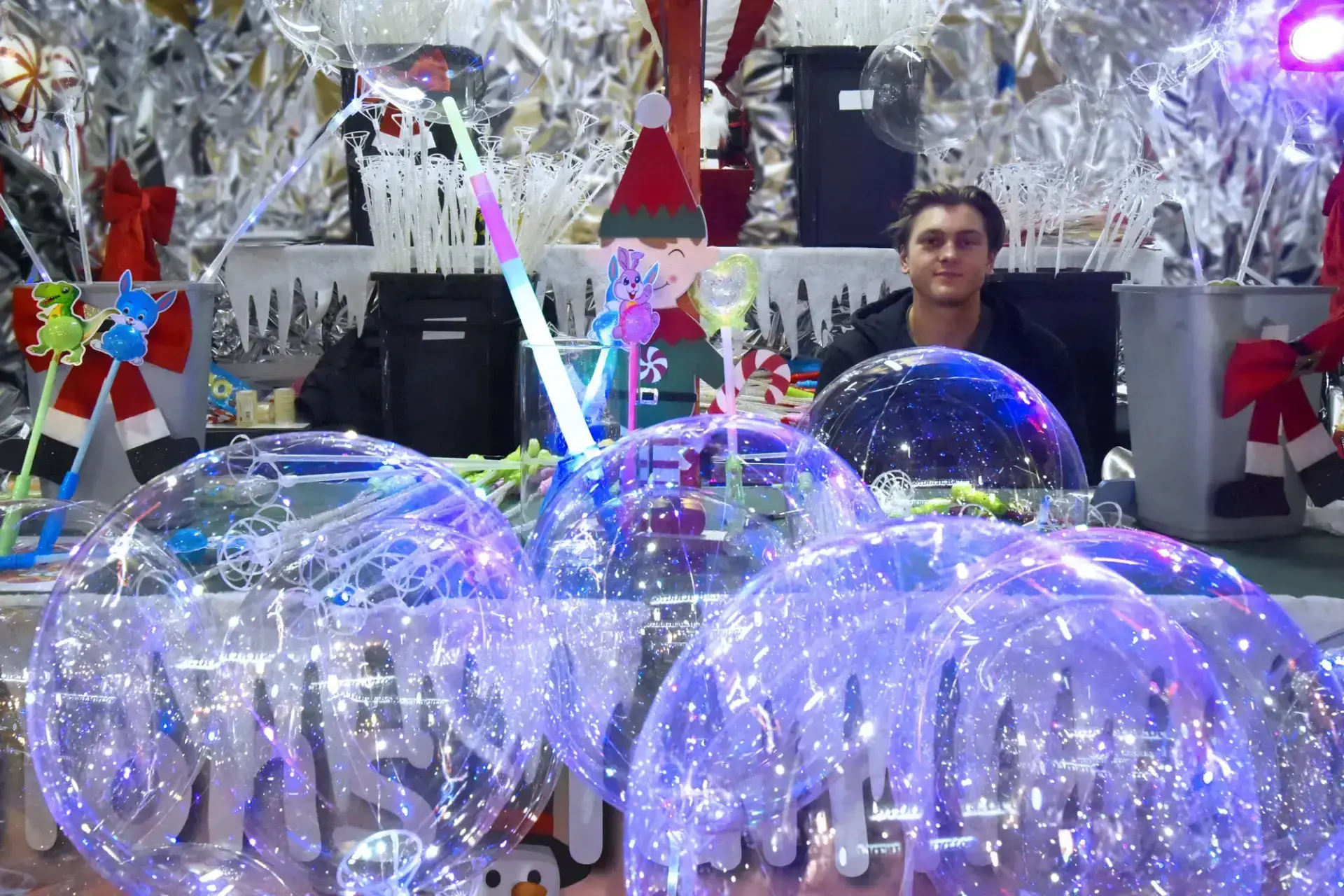 Ballons lumineux leds marche noel amiens