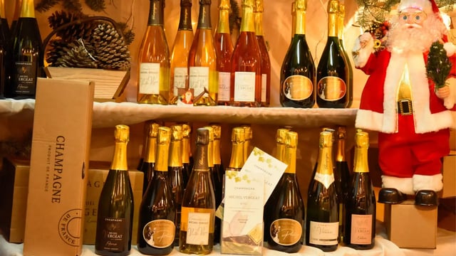 Champagne, chalet du Marché de Noël d’Amiens