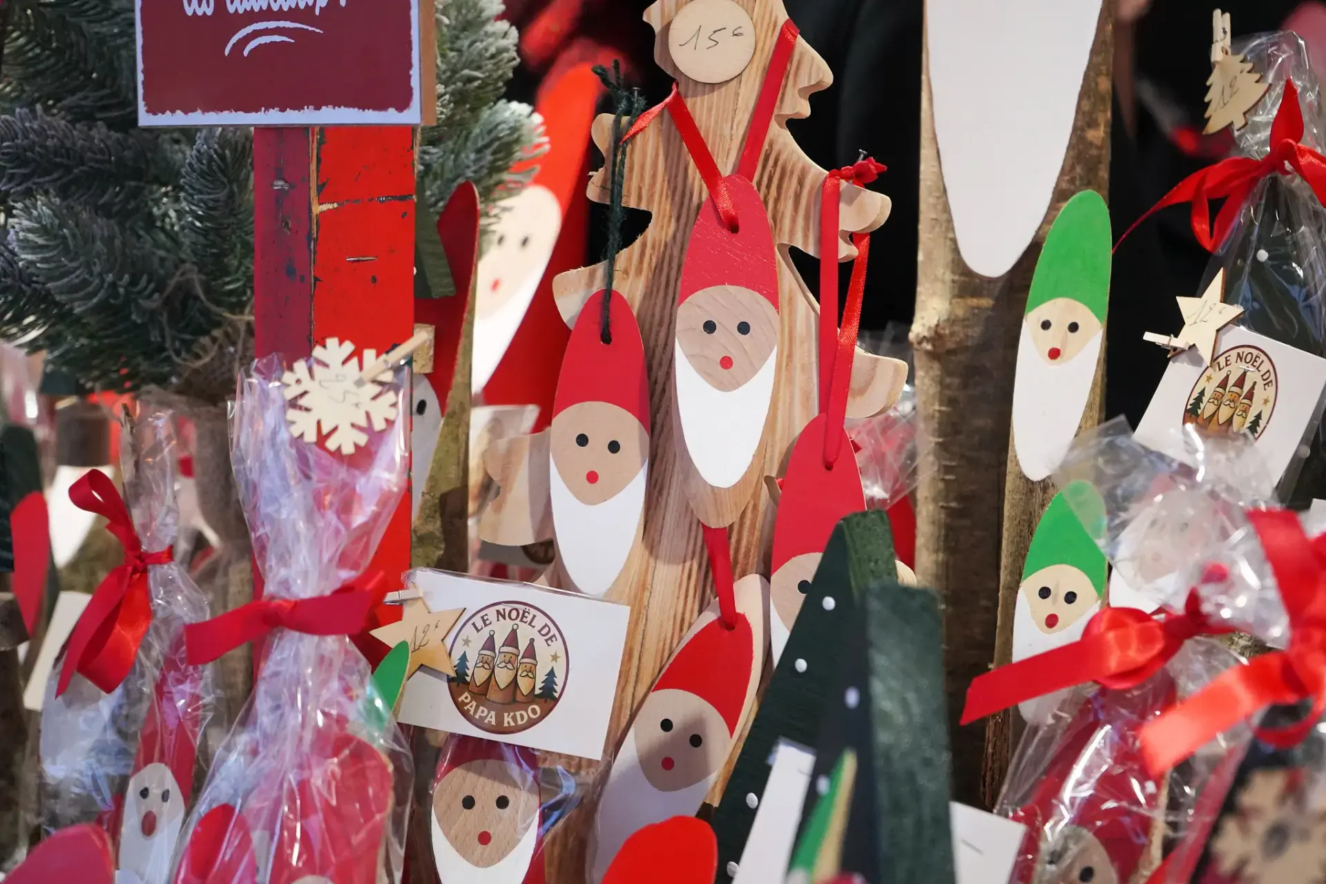 Decoration noel bois marche noel amiens