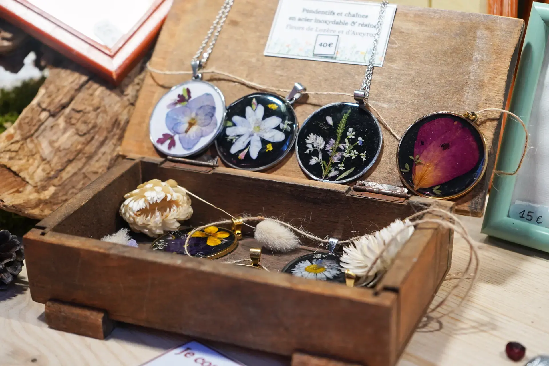 Fleurs sechees cosmetiques solides marche noel amiens