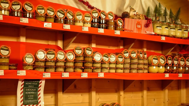 Foie gras et coffrets gourmands, chalet du Marché de Noël d’Amiens