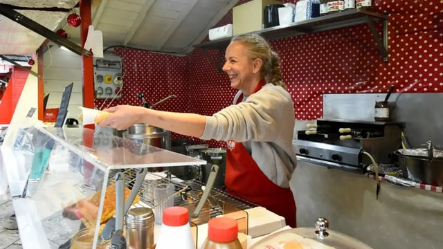 Gaufres, croustillons, beignets, crêpes, chalet du Marché de Noël d’Amiens