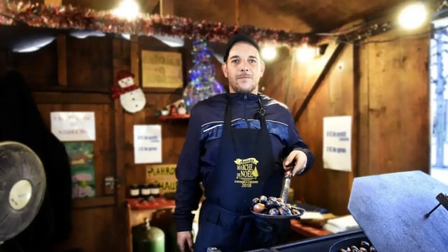 Châtaignes d'Ardèche et crème de châtaigne, chalet du Marché de Noël d’Amiens