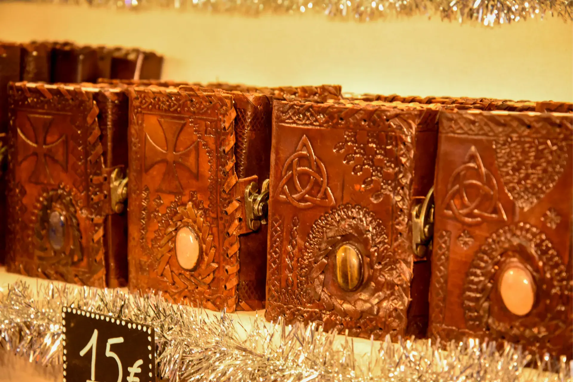 Papeterie cuir marche noel amiens 1