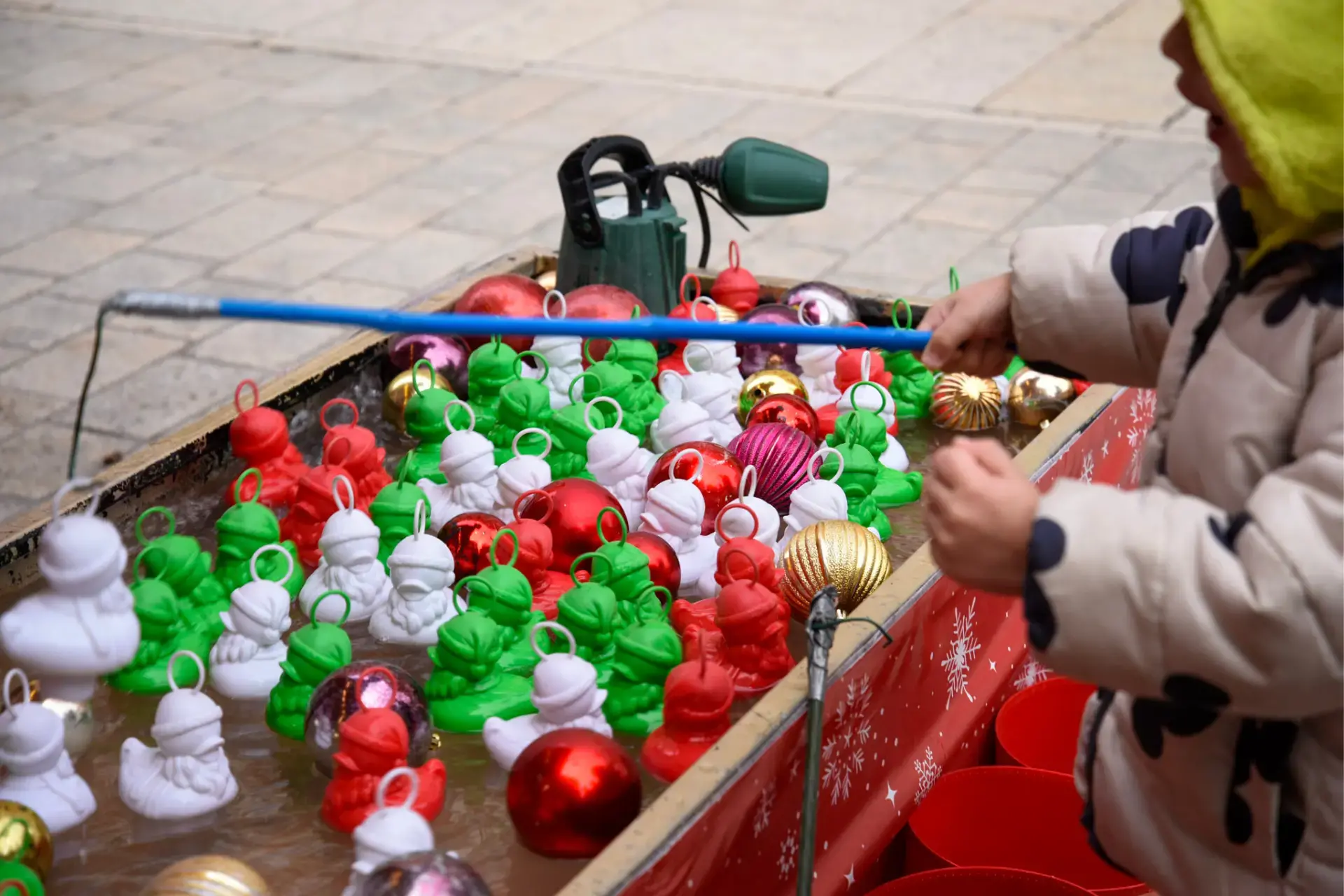 Peche pere noel marche noel amiens 1